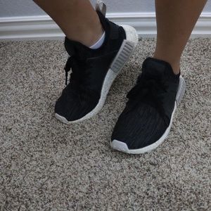Black Adidas NMD Xr1